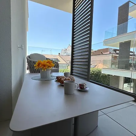 Lägenhet Beachfront Design Private Parking Ac Center Wifi Civitanova Marche
