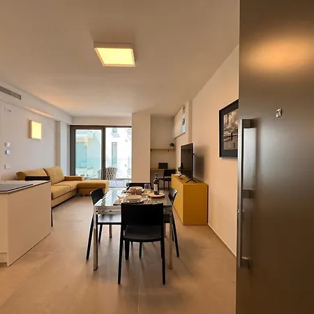 Appartement Beachfront Design Private Parking Ac Center Wifi Civitanova Marche