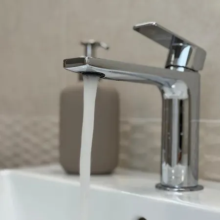 Beachfront Design Private Parking Ac Center Wifi Appartement