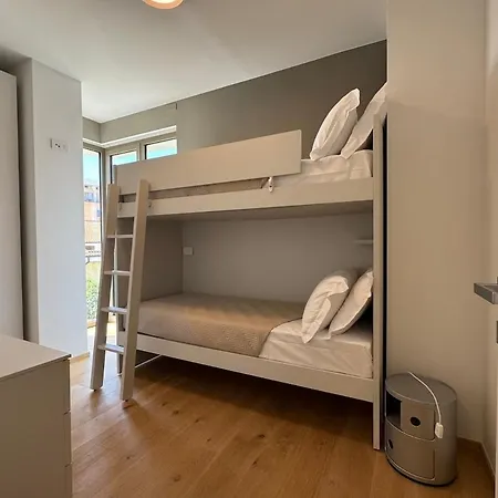 Beachfront Design Private Parking Ac Center Wifi * Civitanova Marche