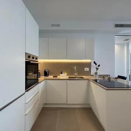 Beachfront Design Private Parking Ac Center Wifi Appartement Civitanova Marche