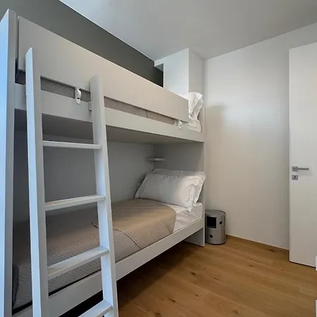 Beachfront Design Private Parking Ac Center Wifi